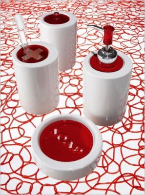 accessoire salle de bain rouge et blanc