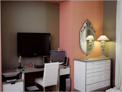 bureau tony lemale
