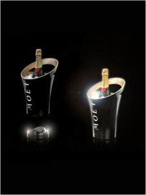 Sceau service Moet & Chandon - Jean-Marc Gady