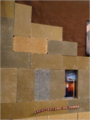 Brique de terre cuite - salon �cobat 2008