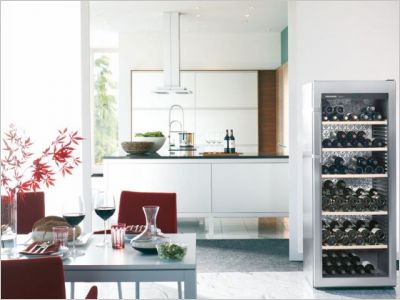 Liebherr - armoire � vin