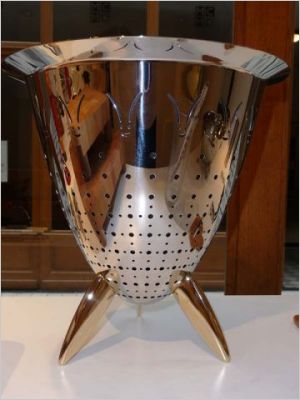 Entre Europe et Japon, le design aux fourneaux