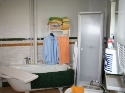 Avant/Après : rénovation d\'une salle de bains rétro