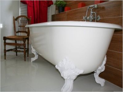 Avant/Après : rénovation d\'une salle de bains rétro