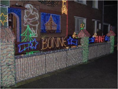 Une maison revêt ses habits de lumière