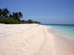 Plage île dom-tom sable