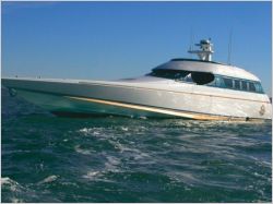 Un yacht d�cor� par Thierry Mugler