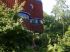 La Maison d'acier cach�e dans la f�ret