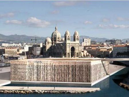 http://www.maisonapart.com/images/normal/20080505_150903_marseilleune.jpg