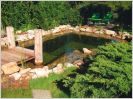 Un bassin artificiel � effet naturel