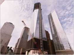 Le nouveau World Trade Center culmine � 541 m�tres 