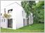 Un h&ecirc;tre pleureur, &acirc;me d'une maison contemporaine