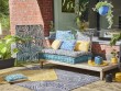 Une terrasse confortable et colorée 