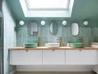 Une salle d'eau aux couleurs douces