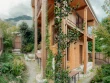 Un jardin proche de la montagne