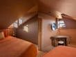 Une chambre parentale feutr&eacute;e