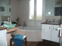 Salle de bains : 9 m2 &agrave; r&eacute;nover