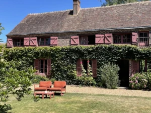Rénovation d'un moulin du XVe siècle pour des