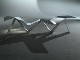Un canapé en aluminium signé Gerhy