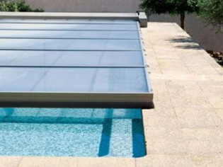 Protection piscine : le beau et l'utile enfin réunis avec Abrisud !