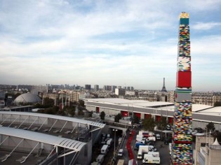 La plus haute tour en Lego du monde est française !