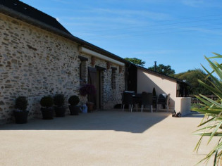 Une maison rajeunie grâce à la rénovation de sa terrasse