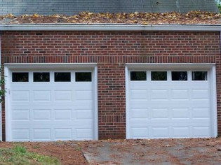 Installer une porte de garage basculante 