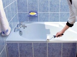 Dix solutions pour redonner de l'éclat à une salle de bains