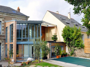 Une maison nantaise s'ouvre à la lumière