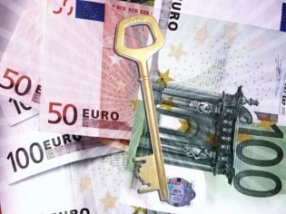 Crédit immobilier : la baisse des taux d'emprunt s'accélère sur le premier trimestre  