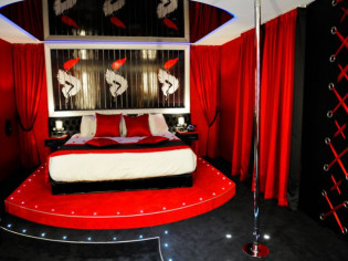 Cabaret, la nouvelle suite sensuelle de l'hôtel Seven