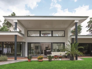 Une maison basse consommation XXL pour toute la famille