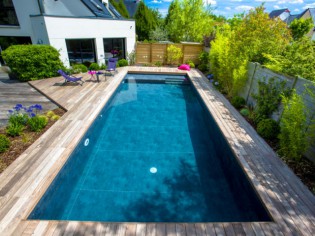 En Bretagne, une piscine automatisée facile d'entretien