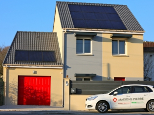 Domotique et photovoltaïque pour une maison-test à énergie positive