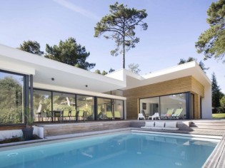 Une villa intimiste avec piscine à débordement