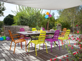 Mobilier de jardin : osez la couleur !