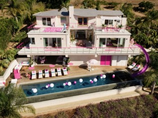 Vous pouvez désormais louer la maison de Barbie sur Airbnb !