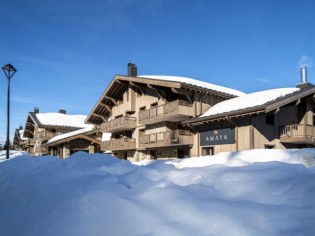 Une résidence au luxe discret les pieds dans la neige