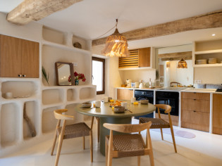  Une maison abandonnée transformée en un véritable cocon 