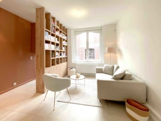 Avant/Après : Une maison ouvrière se métamorphose en cocon lumineux