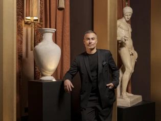 Oscar Lucien Ono : 