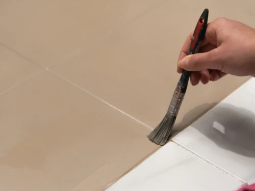 Repeindre son carrelage : une solution simple pour rénover sans tout casser
