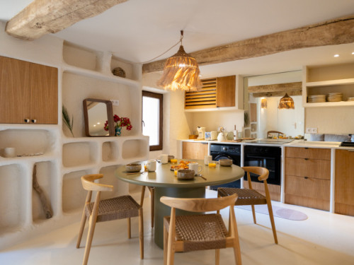  Une maison abandonnée transformée en un véritable cocon 