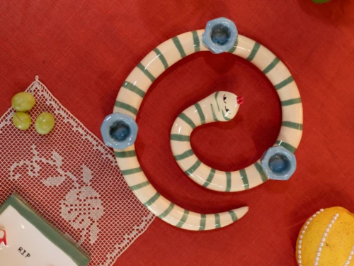 Laetitia Rouget célèbre le Portugal artisanal à travers une exposition poétique 