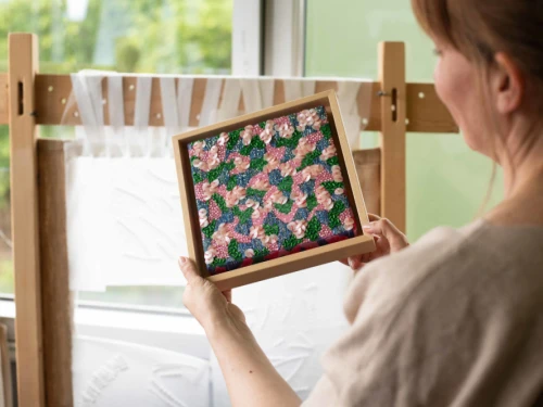 Adèle Perrin, créatrices de broderies haute couture pour sublimer nos intérieurs