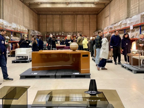 60 nouvelles pièces contemporaines entrent au Mobilier national