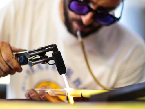 Alexis Dandreis, alchimiste du néon