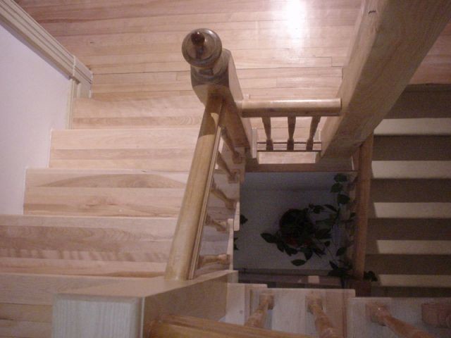 maison canada 2 escalier bois