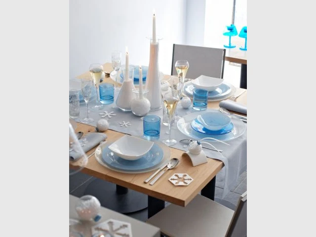 Bleue - Arc international - table en fête