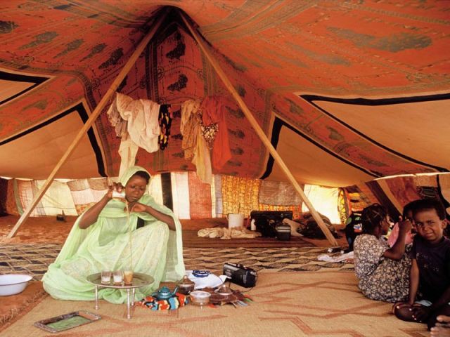 Intérieur d'une tente en Mauritanie - Vitra Design
